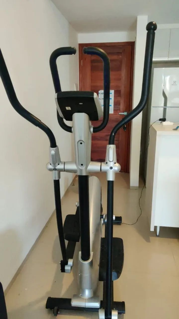 Elíptico Kikos 9200  Transforme Seus Treinos  - Foto 6