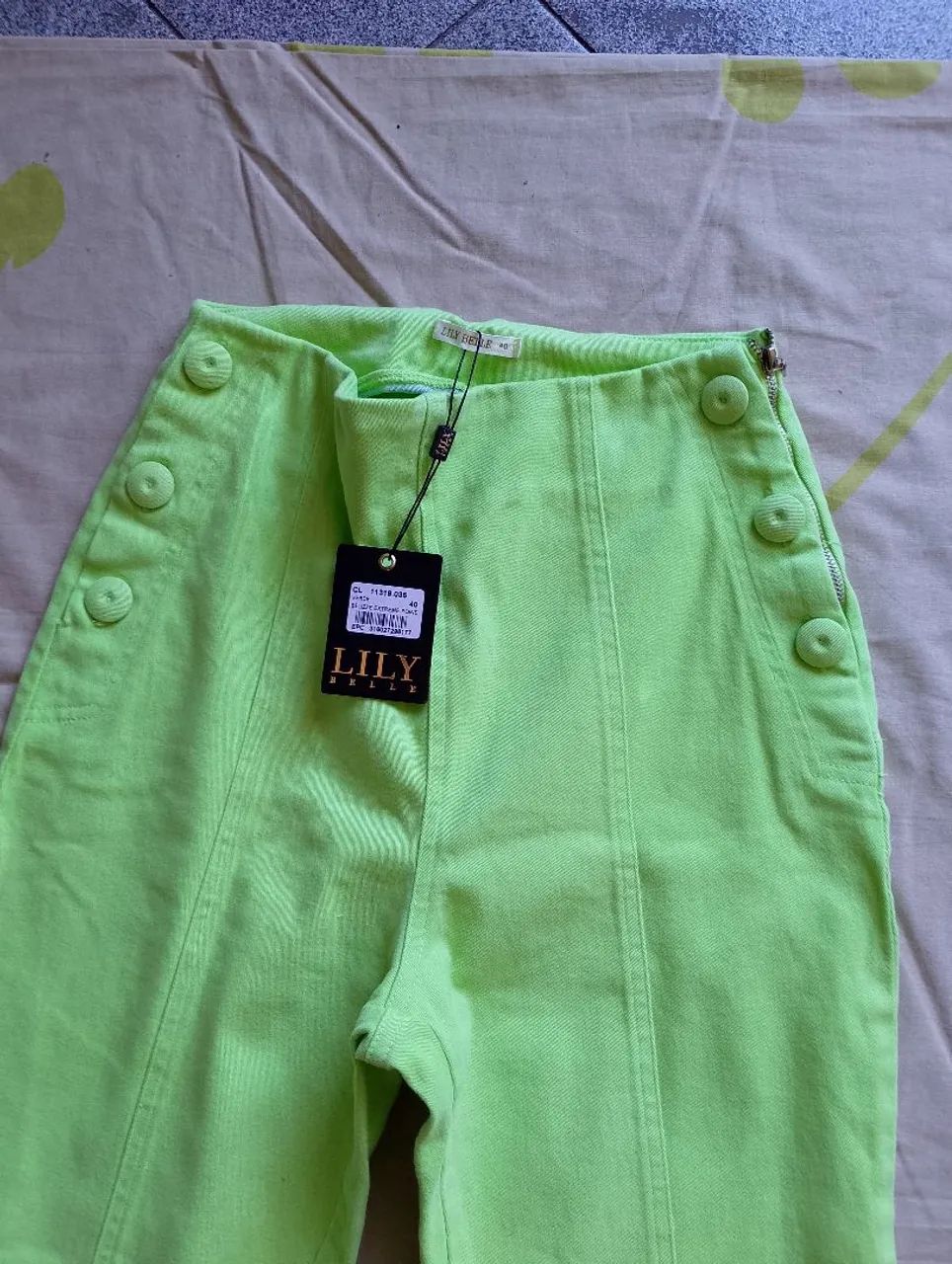 Calça Jeans Verde Neon - Tamanho 40 - Foto 2