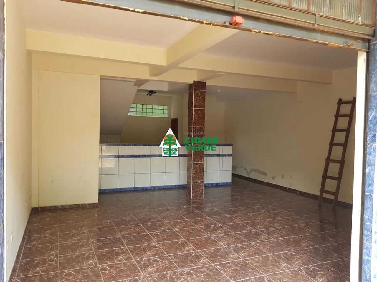 Sala para alugar em Maringá, Jardim Alvorada, com 65 m²