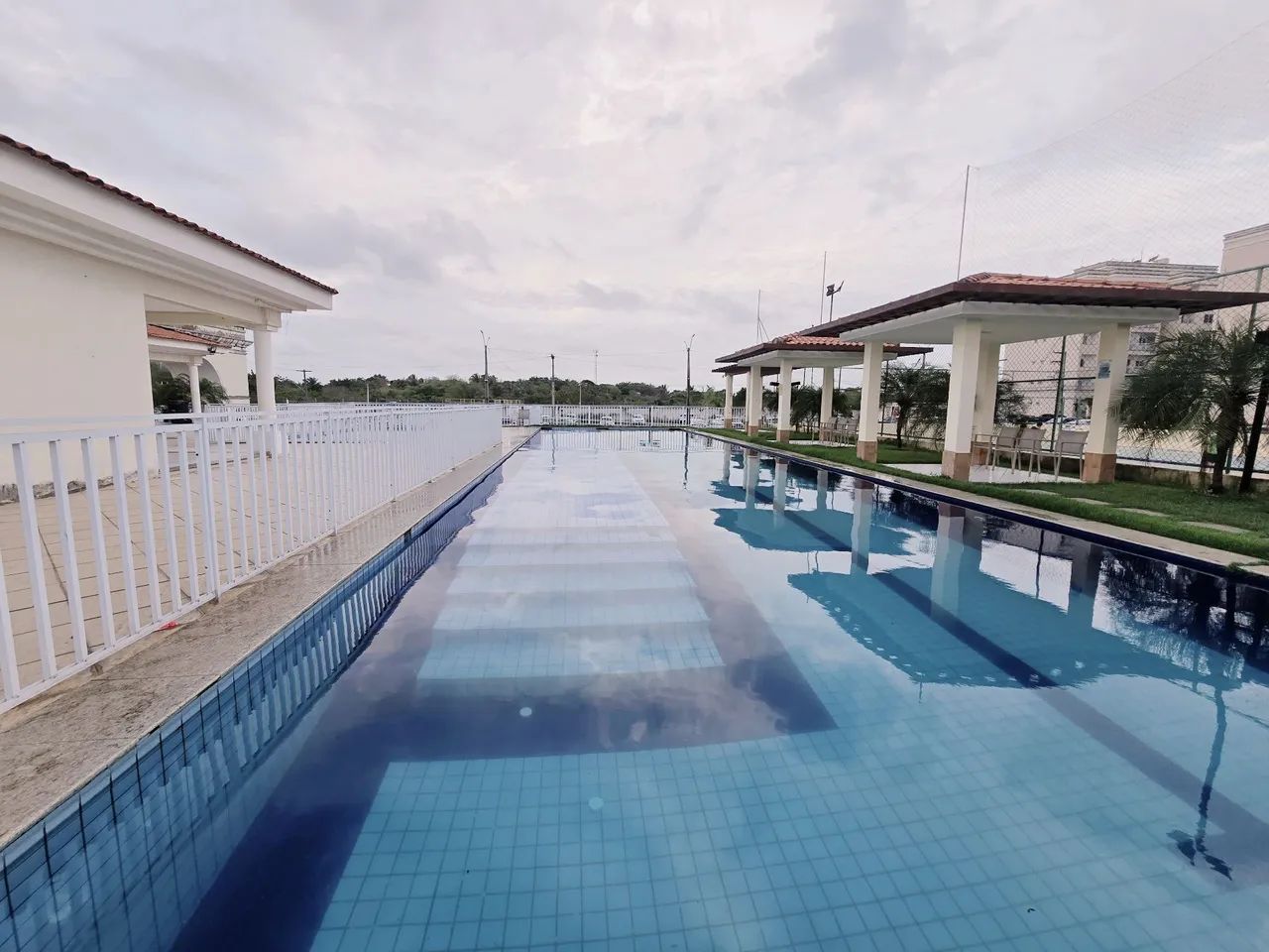 Apartamento por temporada com piscina e área de lazer incrível.   - Foto 4
