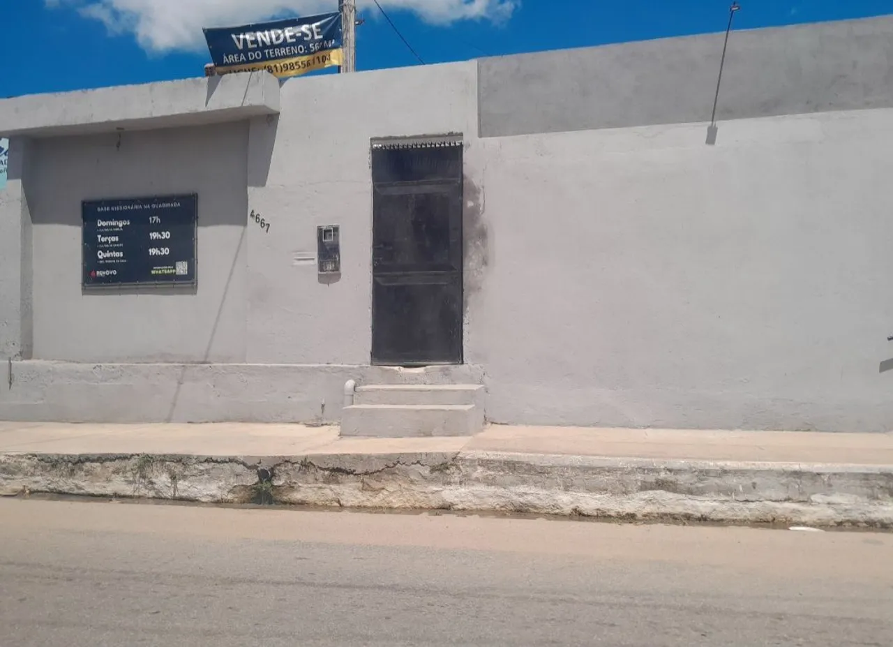 Vendo Casa com ponto Comercial de 480m próximo a garagem da Globo no Brejo da Guabiraba