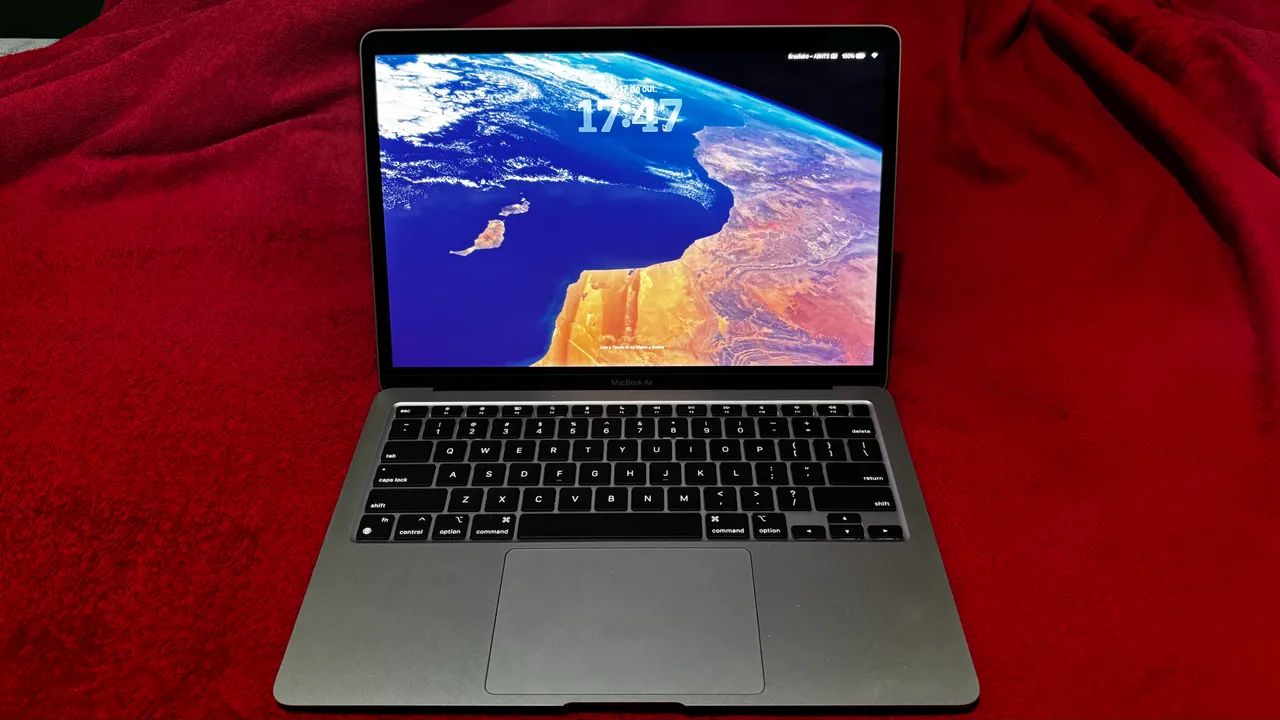 MacBook Air A2337 13