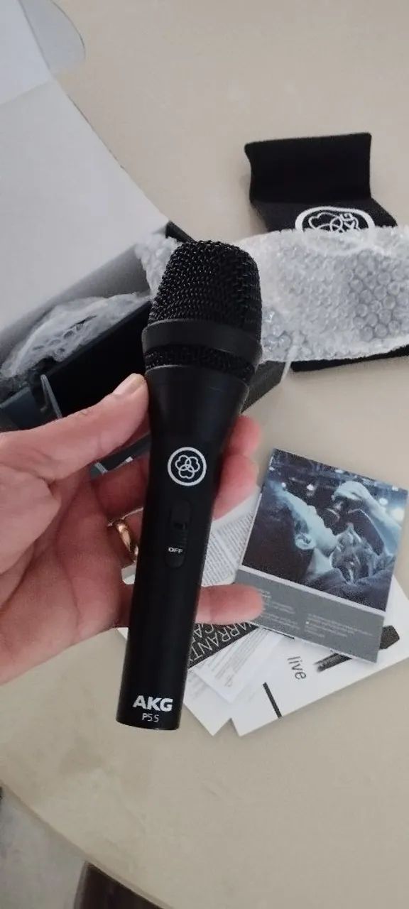 MICROFONE AKG P5S NOVO 