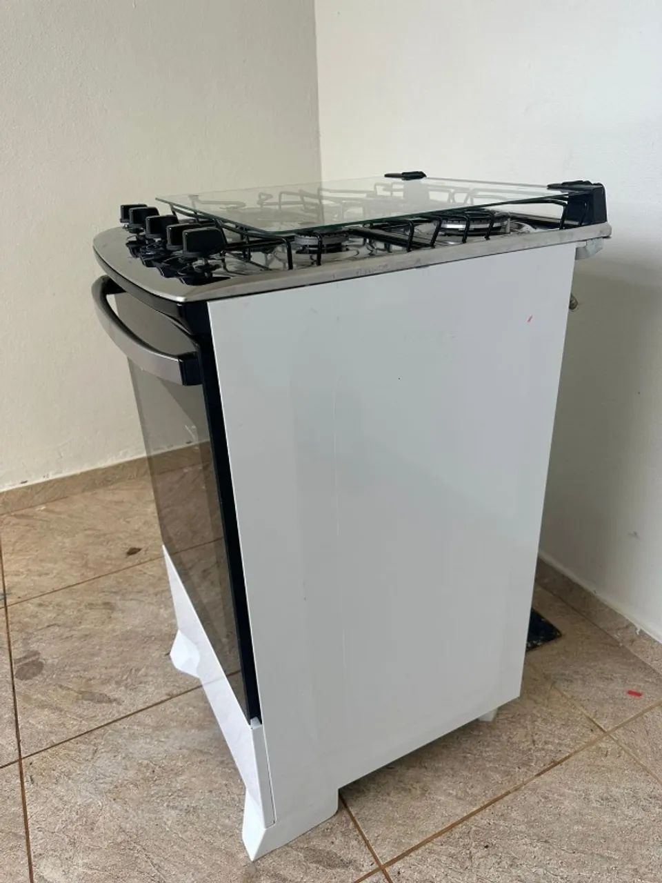 Fogão Electrolux 4 Bocas com Forno - Estado de Novo! - Foto 4
