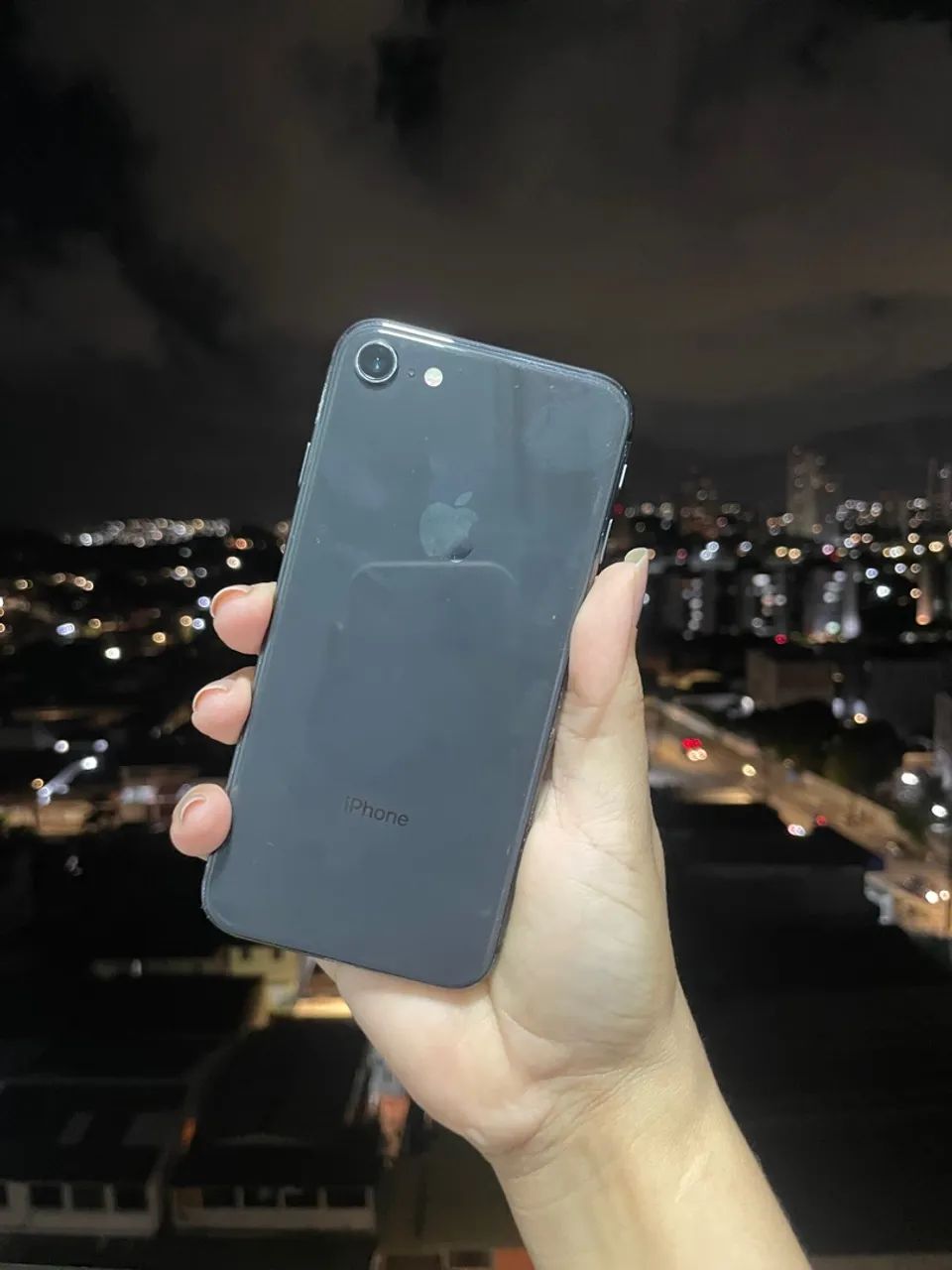 IPHONE 8 com caixa
