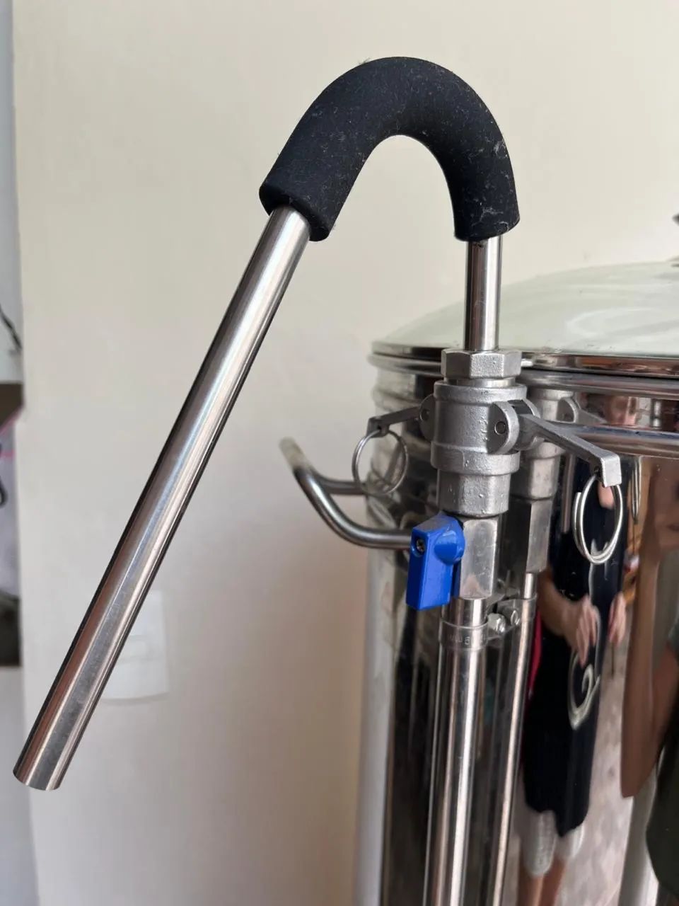 Maquina de fazer Cerveja Artesanal  52 Litros( automática )  - Foto 2