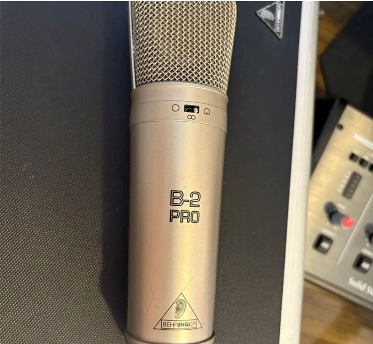 Microfone Condensador Behringer B-2 PRO usado - ótimo estado! - Foto 2