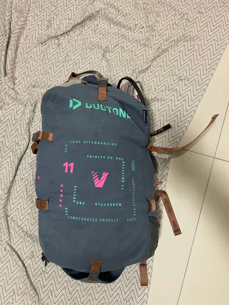 VENDO KITE VEGAS 11 MAIS BARRA CLICKBAR(2022/023) COM MOCHILA. WHATSAPP 81- * - Foto 6