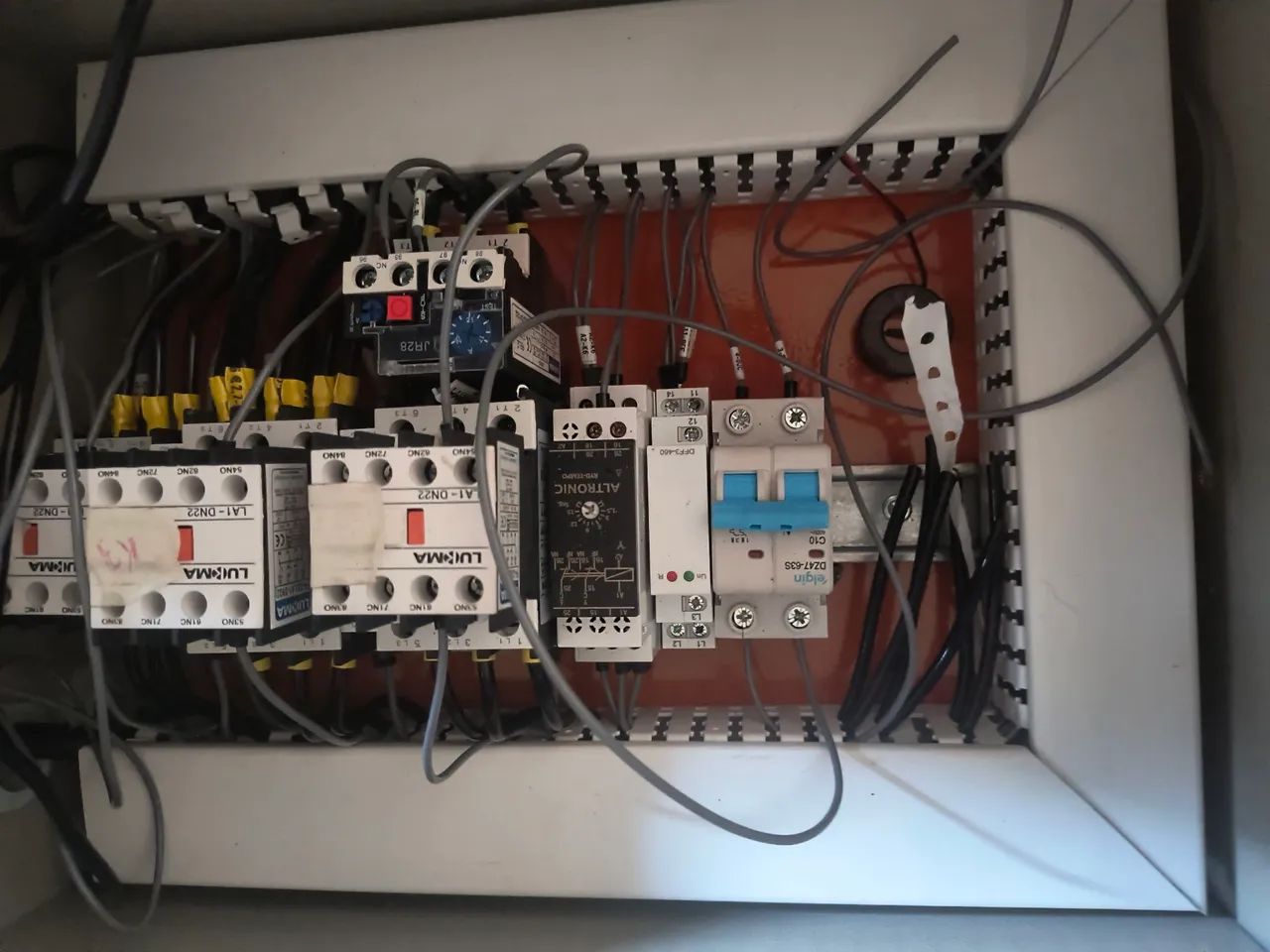 Quadro de Comando estrela/triângulo para motores elétricos de 10cv a 15cv - Foto 2