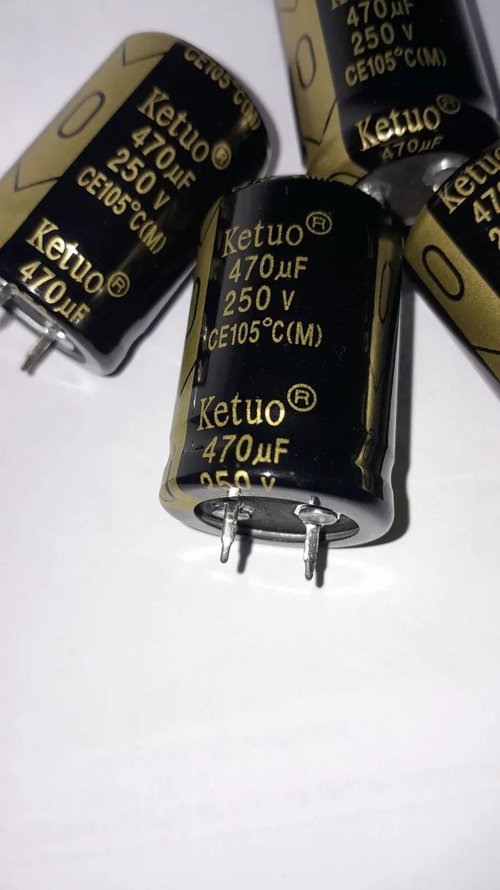 Capacitor Eletrolítico 470uFx250V