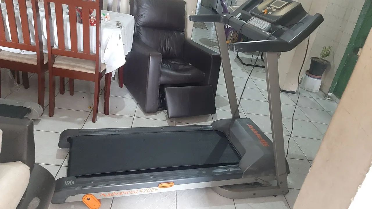 Esteira Athletic Advanced 420EE!! - Foto 4