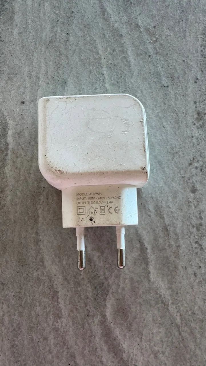 Iplace Carregador USB 2.4A - Carregamento Rápido - Foto 2