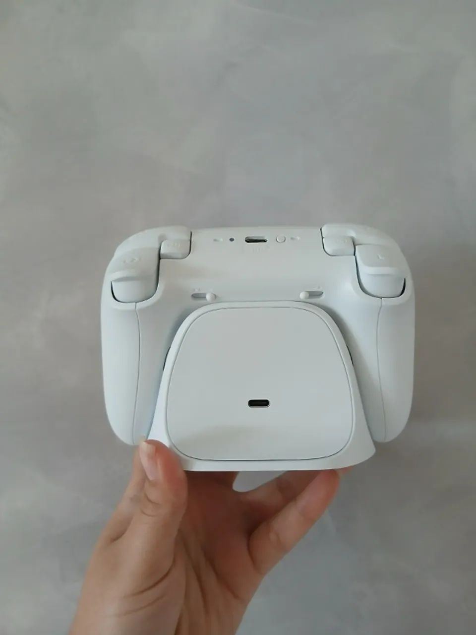 8bitdo ULTIMATE 2 NEW with charging dock64315483628163124