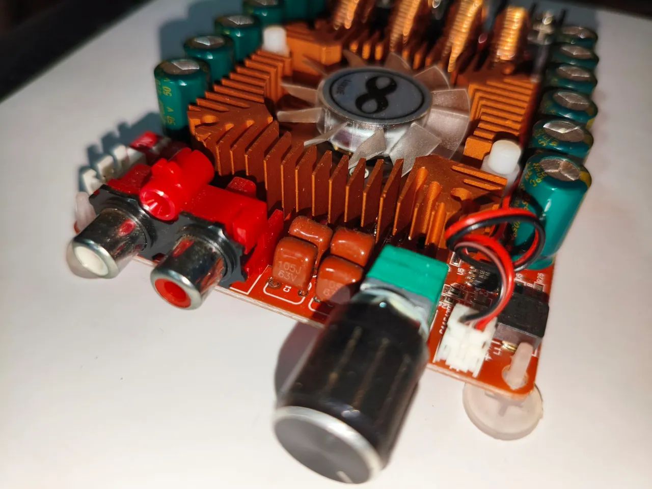 AMPLIFICADOR 200W RMS HI FI - Foto 2
