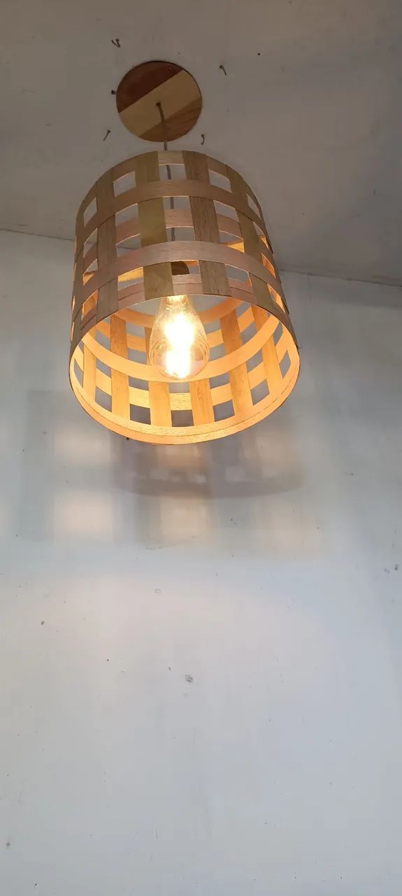 Luminária de Teto Artesanal em Madeira - Foto 2