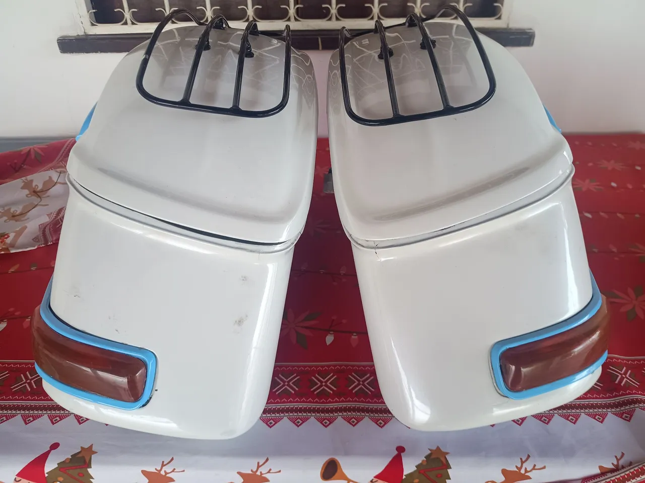 Baús laterais para moto
