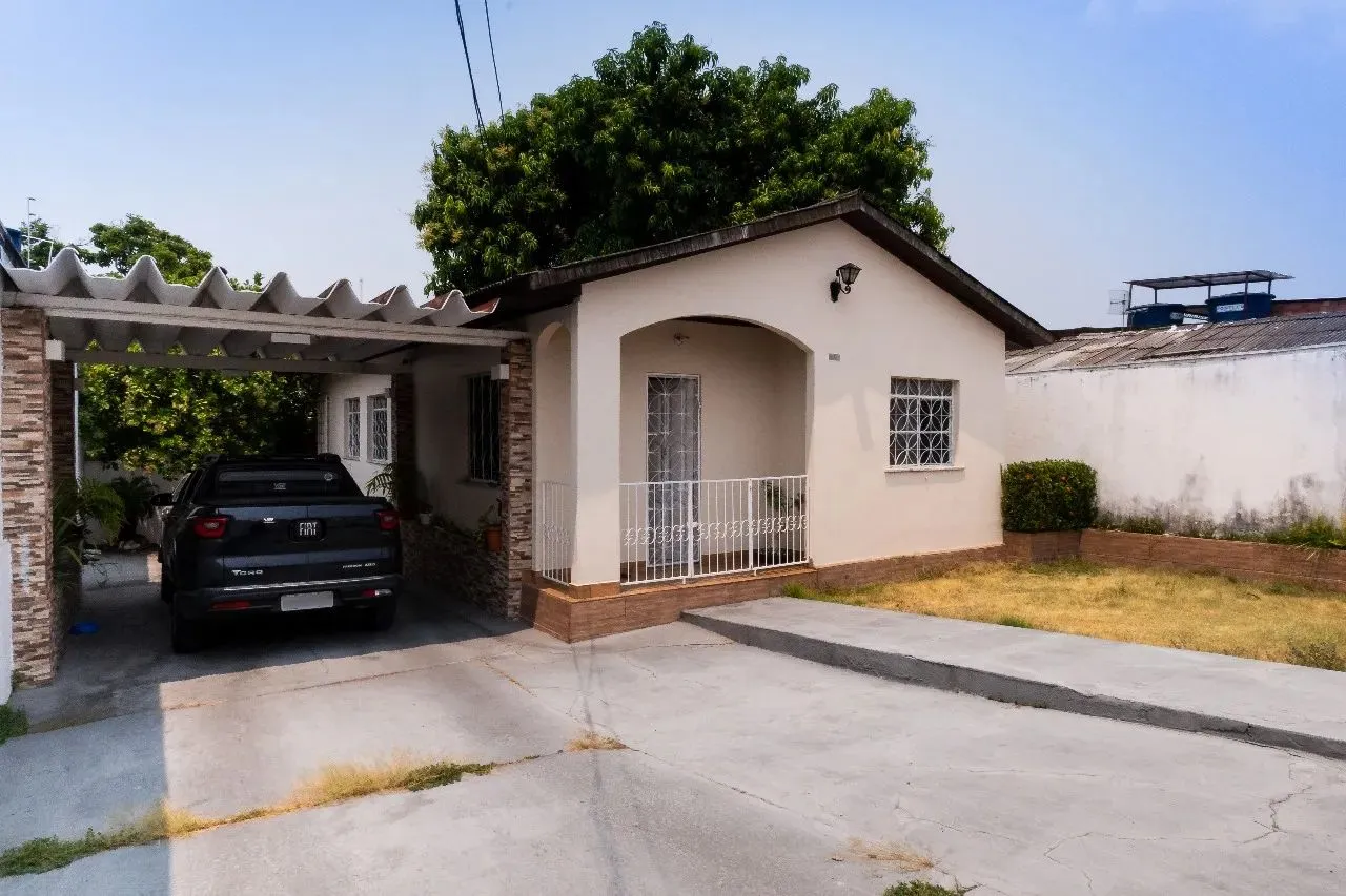 Casa Térrea à Venda no Conjunto Jardim Petrópolis Oportunidade Imperdível!