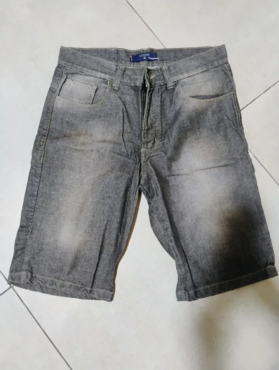 Shorts Jeans Casual Cinza - Conforto e Estilo
