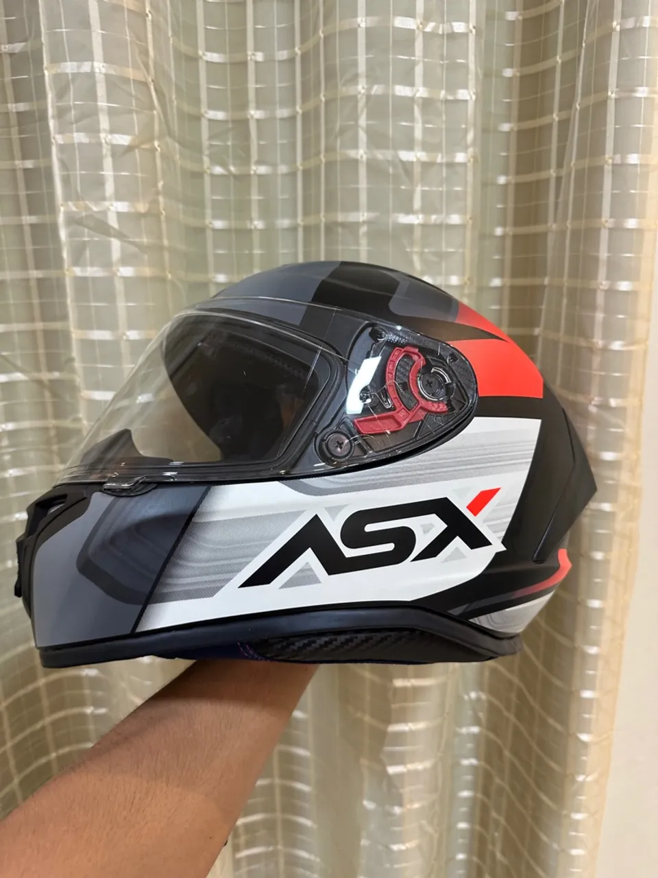Capacete ASX ?