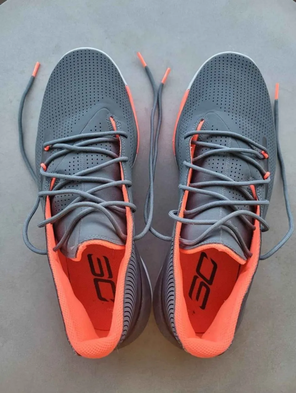 Under Armor Curry 8
