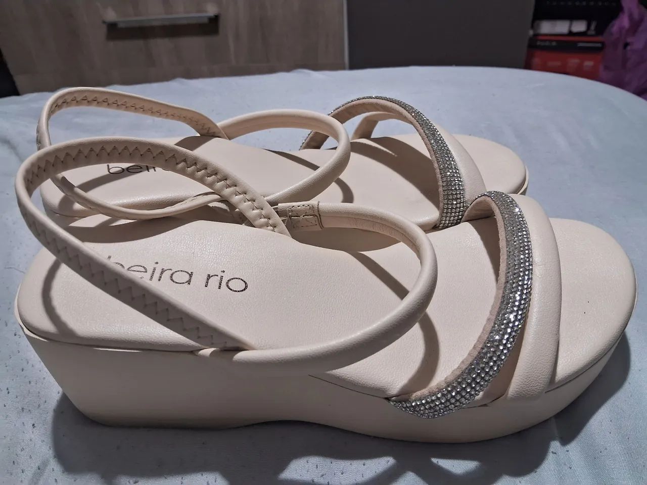 Sandália Feminina Beira Rio com Strass - Nova! - Foto 2