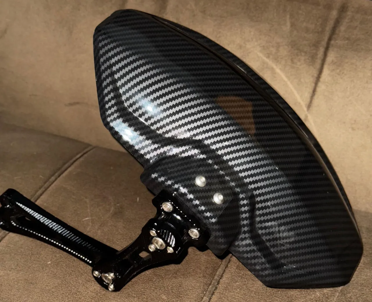 Paralama Traseiro em Fibra de Carbono (mudguard)
