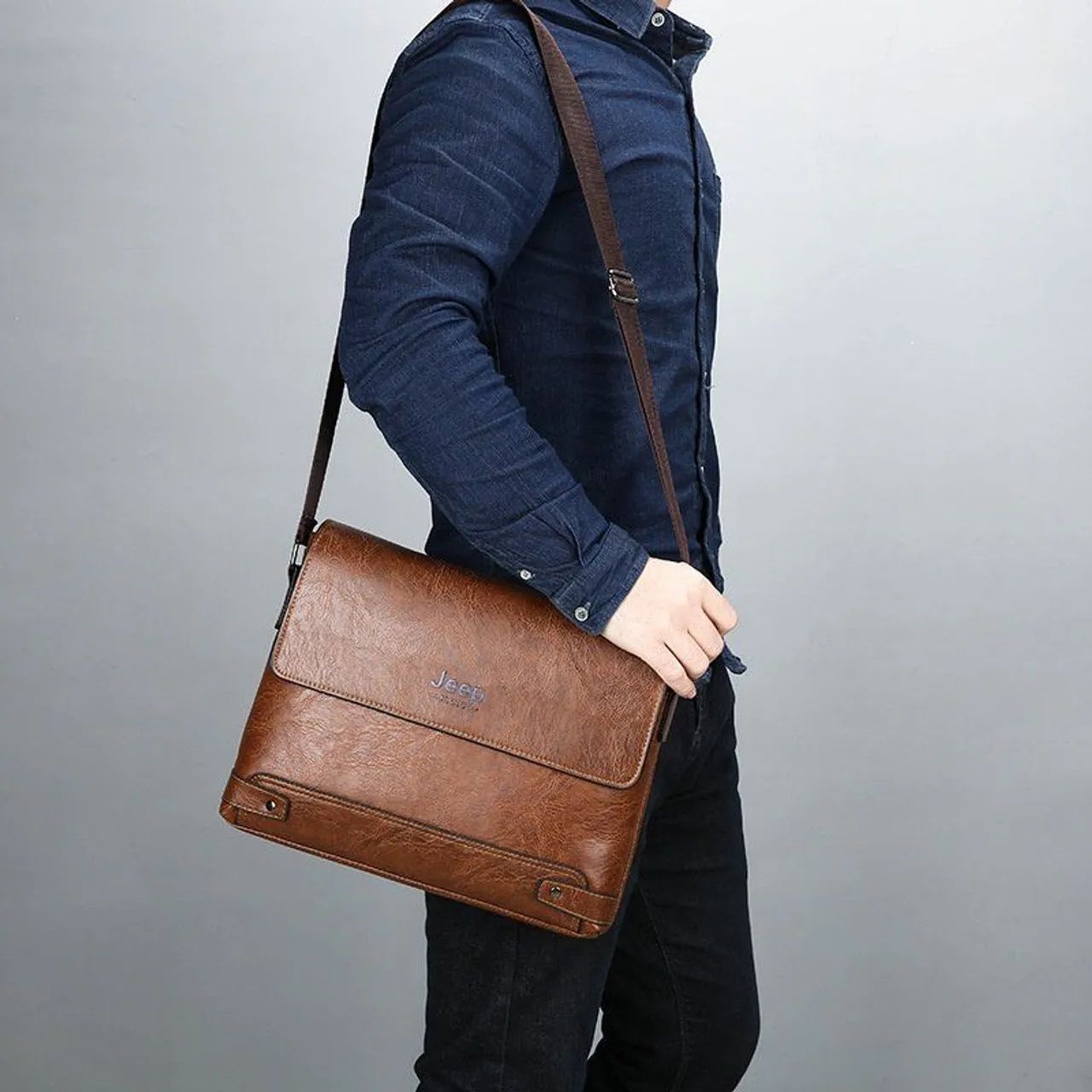 Pasta Bolsa carteiro Transversal Unissex Jeep importada/Original/100% Couro/Shoulder Bag - Foto 2