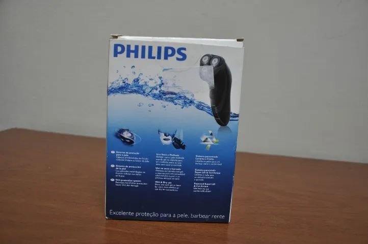 Barbeador Philips Aquatouch - Foto 4