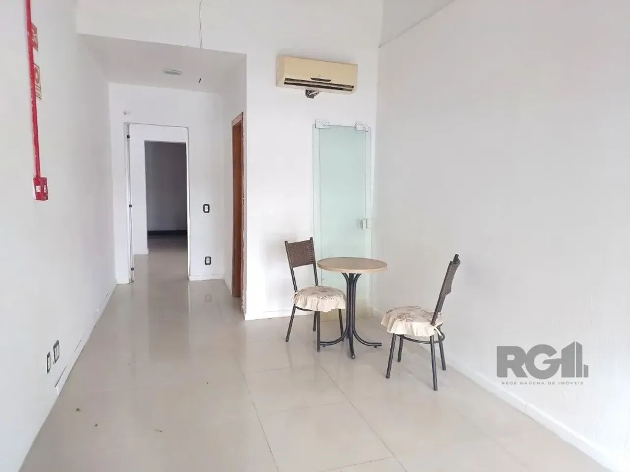 Ponto Comercial à Venda no Menino Deus - 324m² para Investimento Seguro e Lucrativo - Foto 5