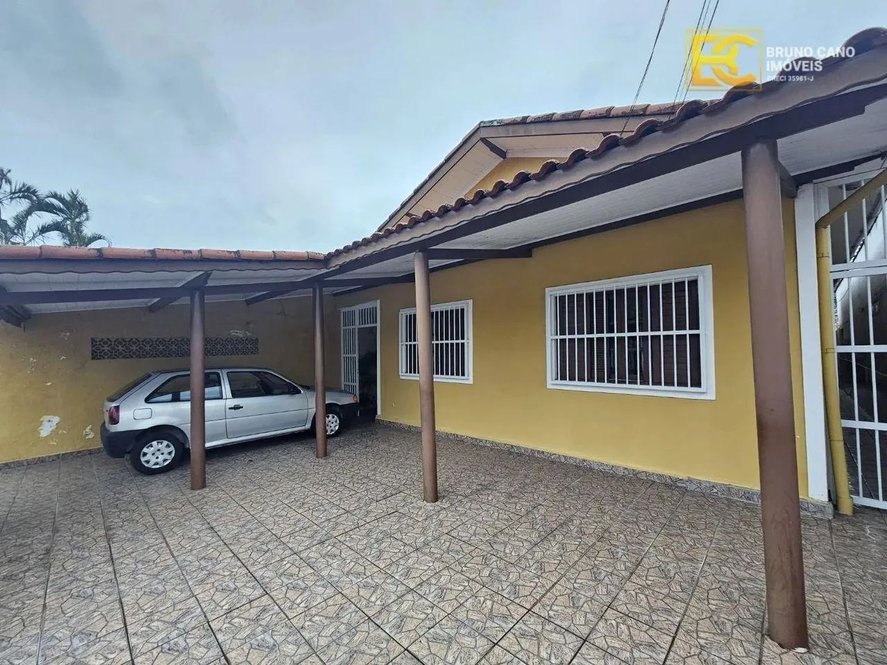 Casa com Edícula - Centro - Peruíbe/SP