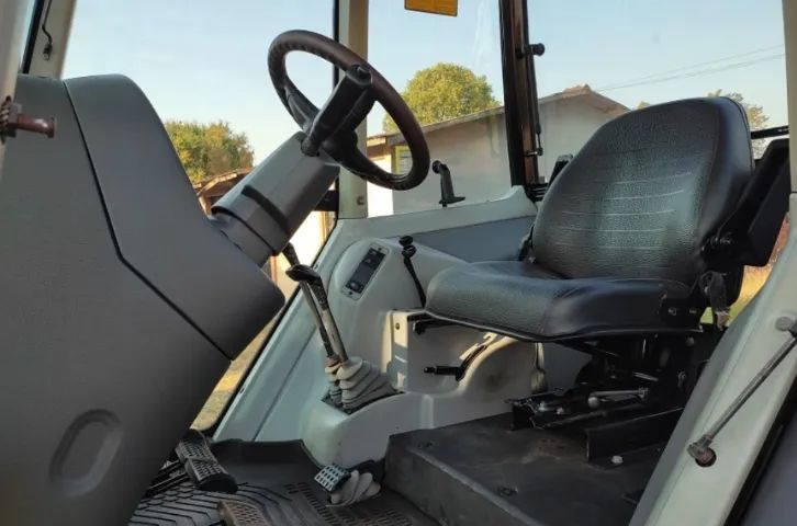 Trator Valtra Bm125 2016. - Foto 4