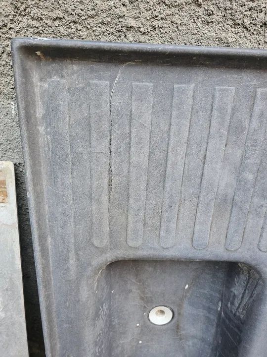 Vendo pias de cozinha. 64840822408193124