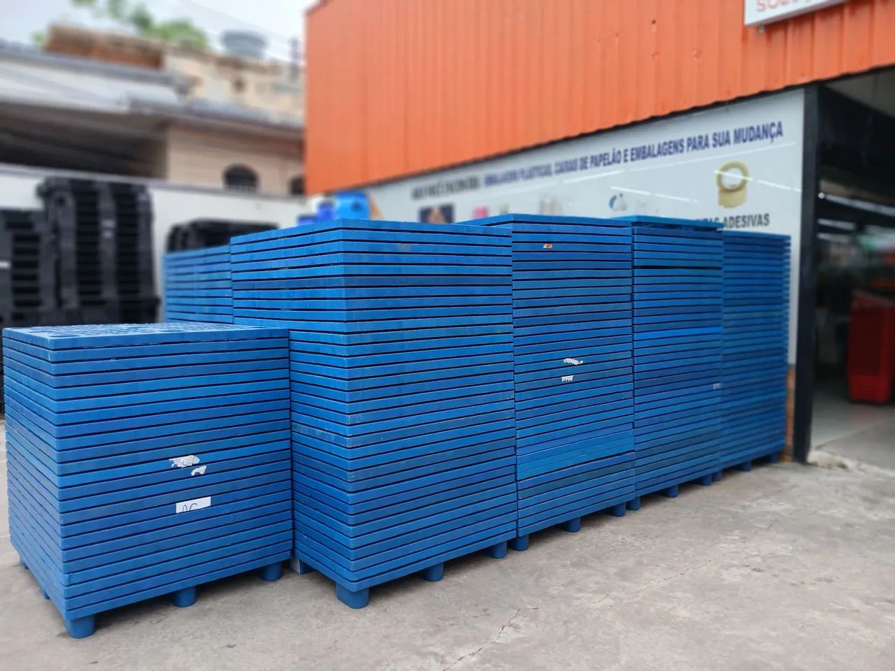 Pallets plásticos 1,00 X 1,20 - Foto 2