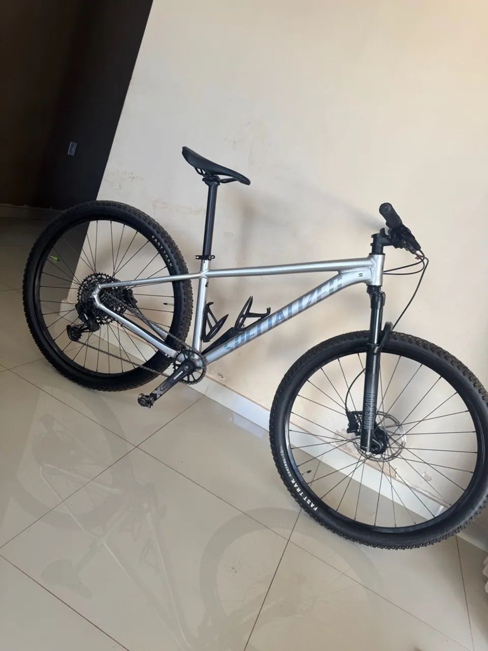 BICICLETA SPECIALIZED ROCKHOPPER EXPERT 29 (TAMANHO S) - Foto 4