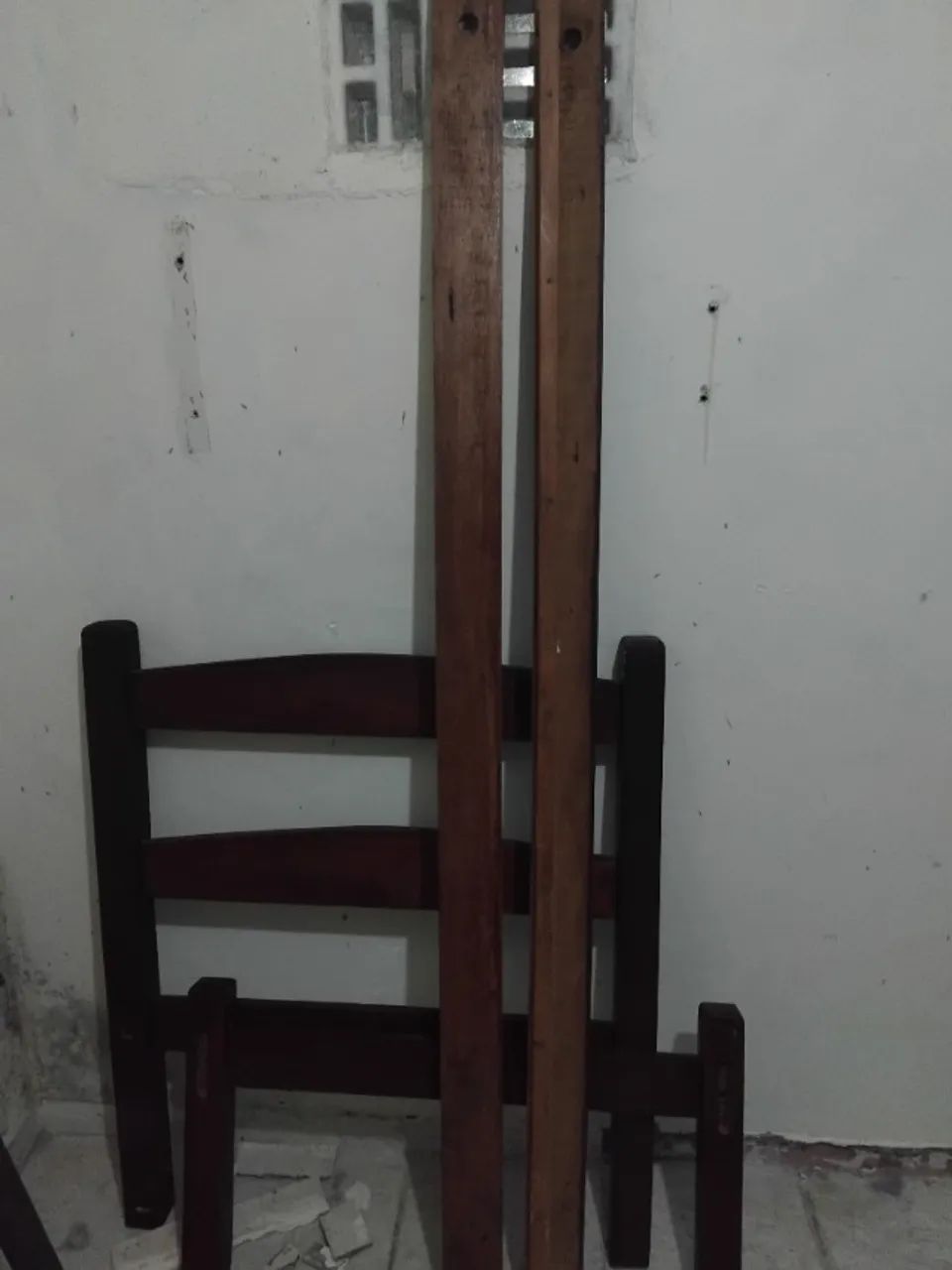 Selling a wooden bed