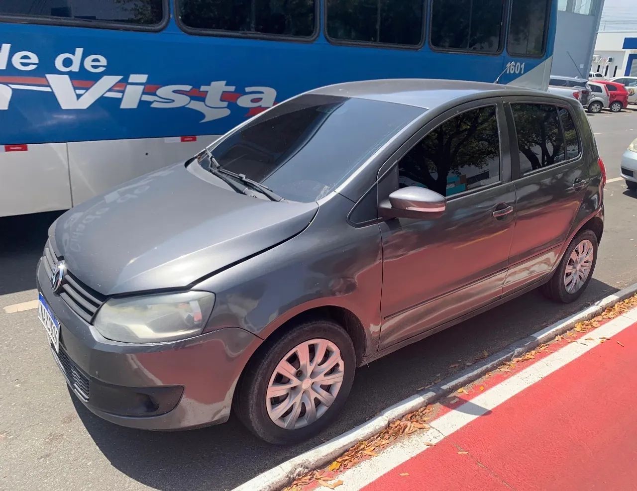 Volkswagen Fox 1.0 MI Total Flex 8V 3P 2013 - Foto 5