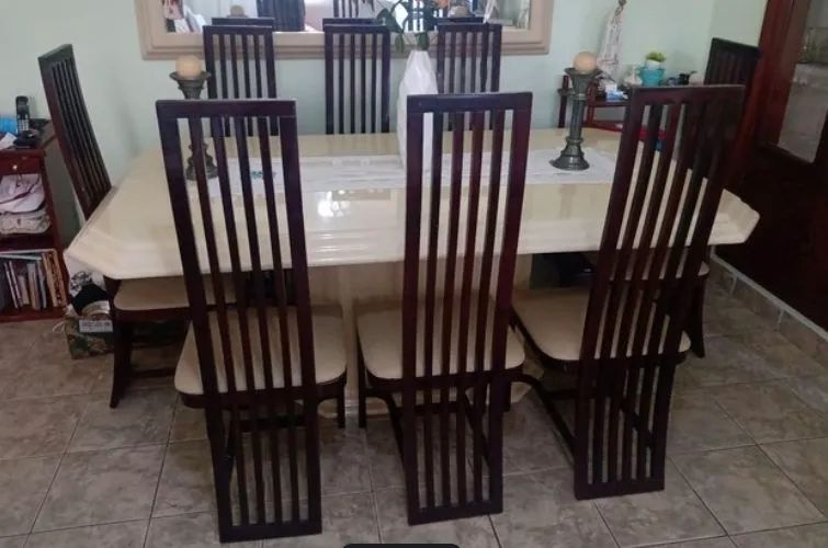 Só esta semana! Mesa Requinte com 4 cadeiras cabe até 8 cadeiras  - Foto 3