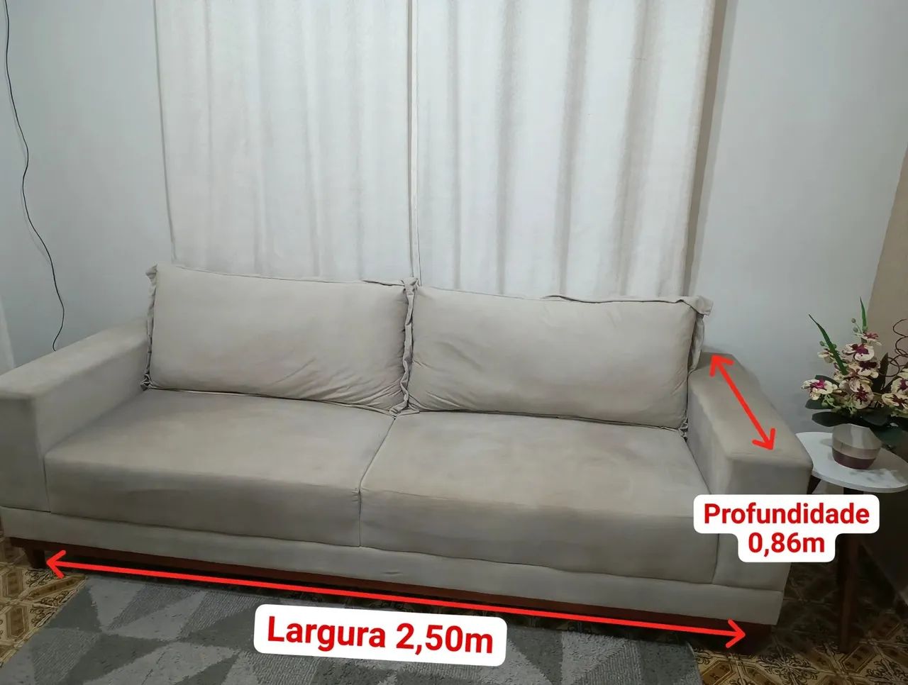 Sofá 4 lugares seminovo