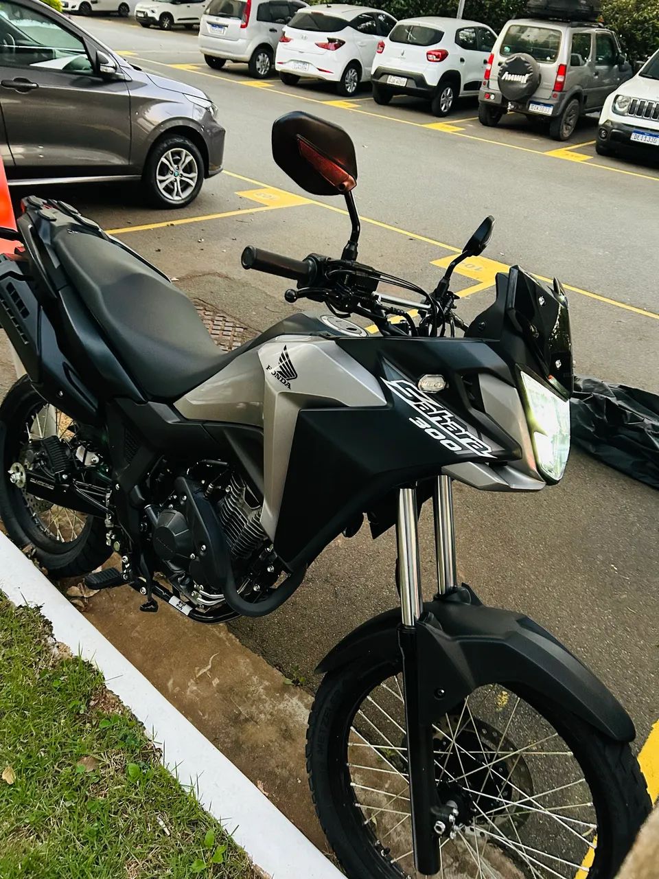 Sahara 300 com 4 mkm