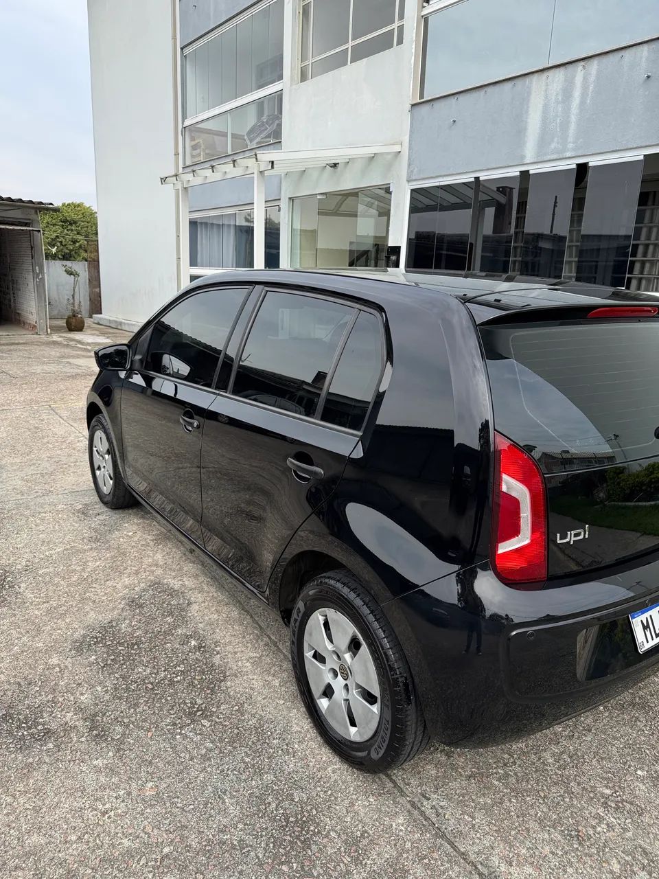 Volkswagen Up! Take 1.0 Total Flex 12V 5P 2015