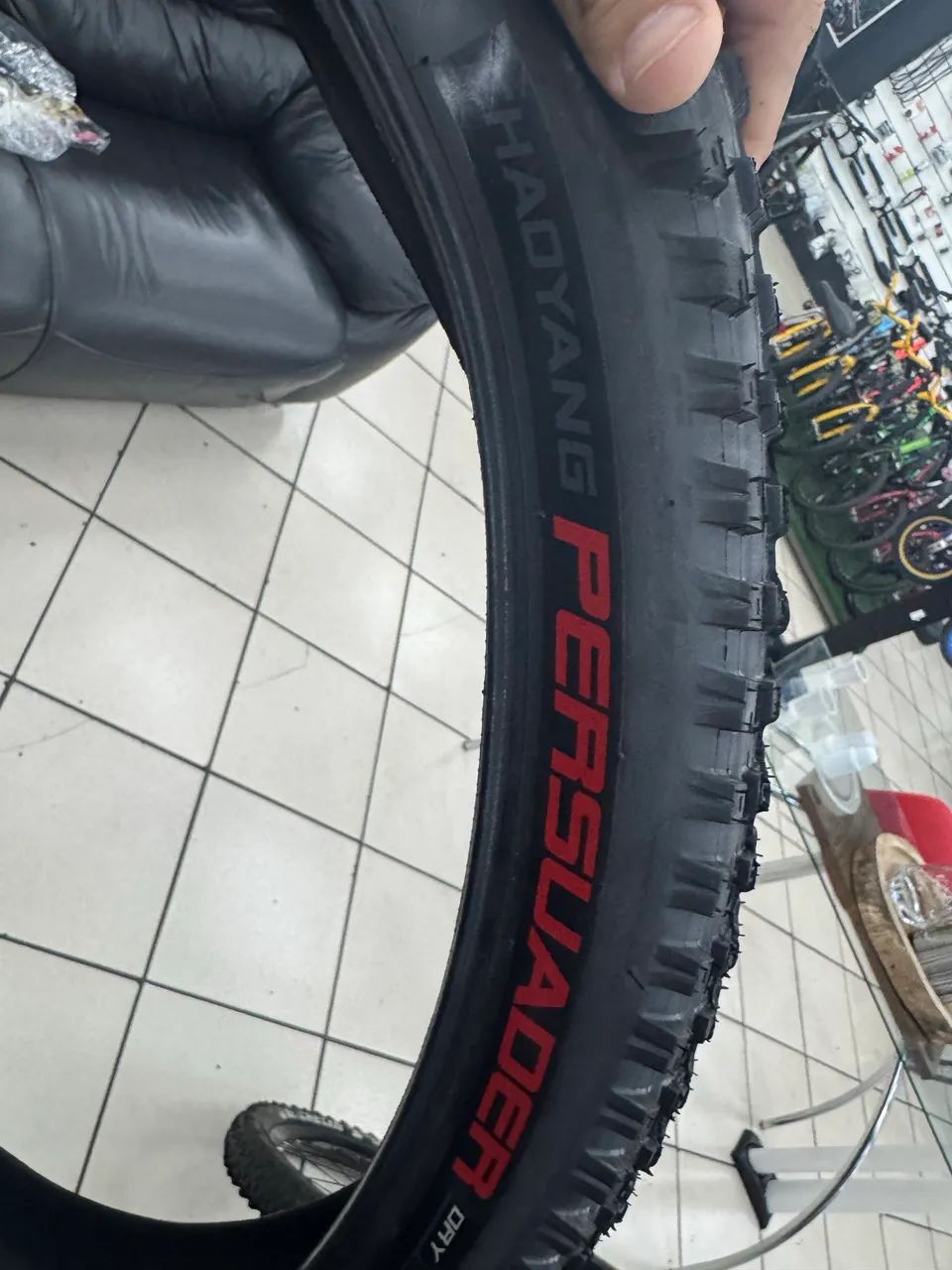 Pneu chaoyang persuader 2.40 - Foto 3