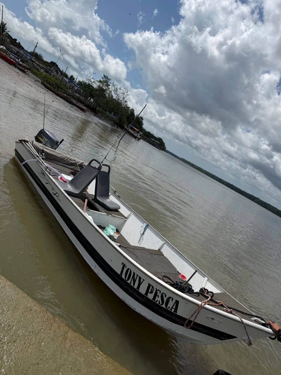 Lancha motor 25