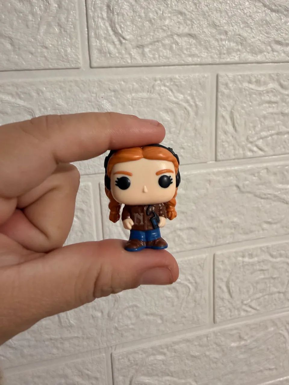 Funko Pop Max Stranger Things Kinder Joy - Foto 3