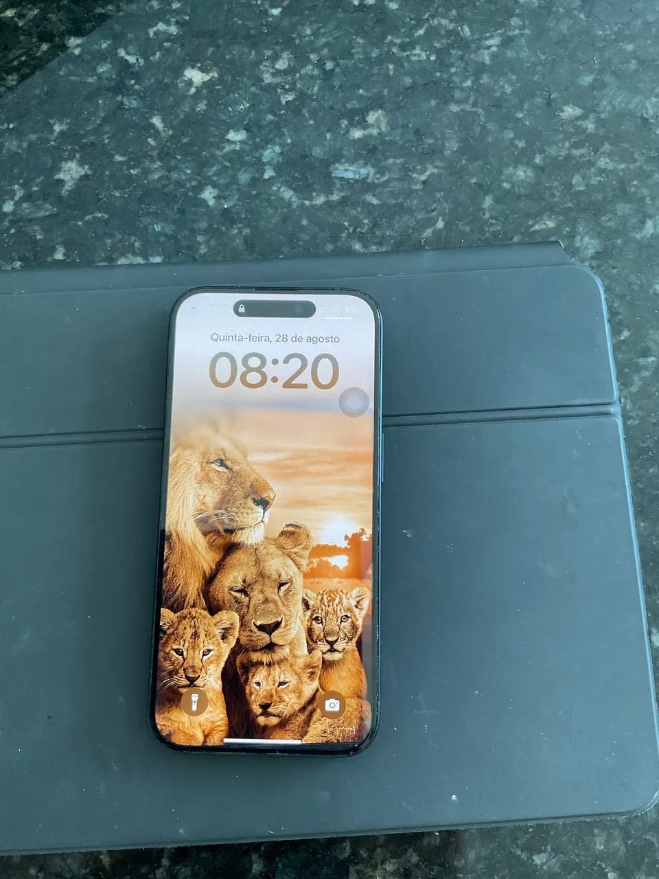 iPhone 15 pro azul