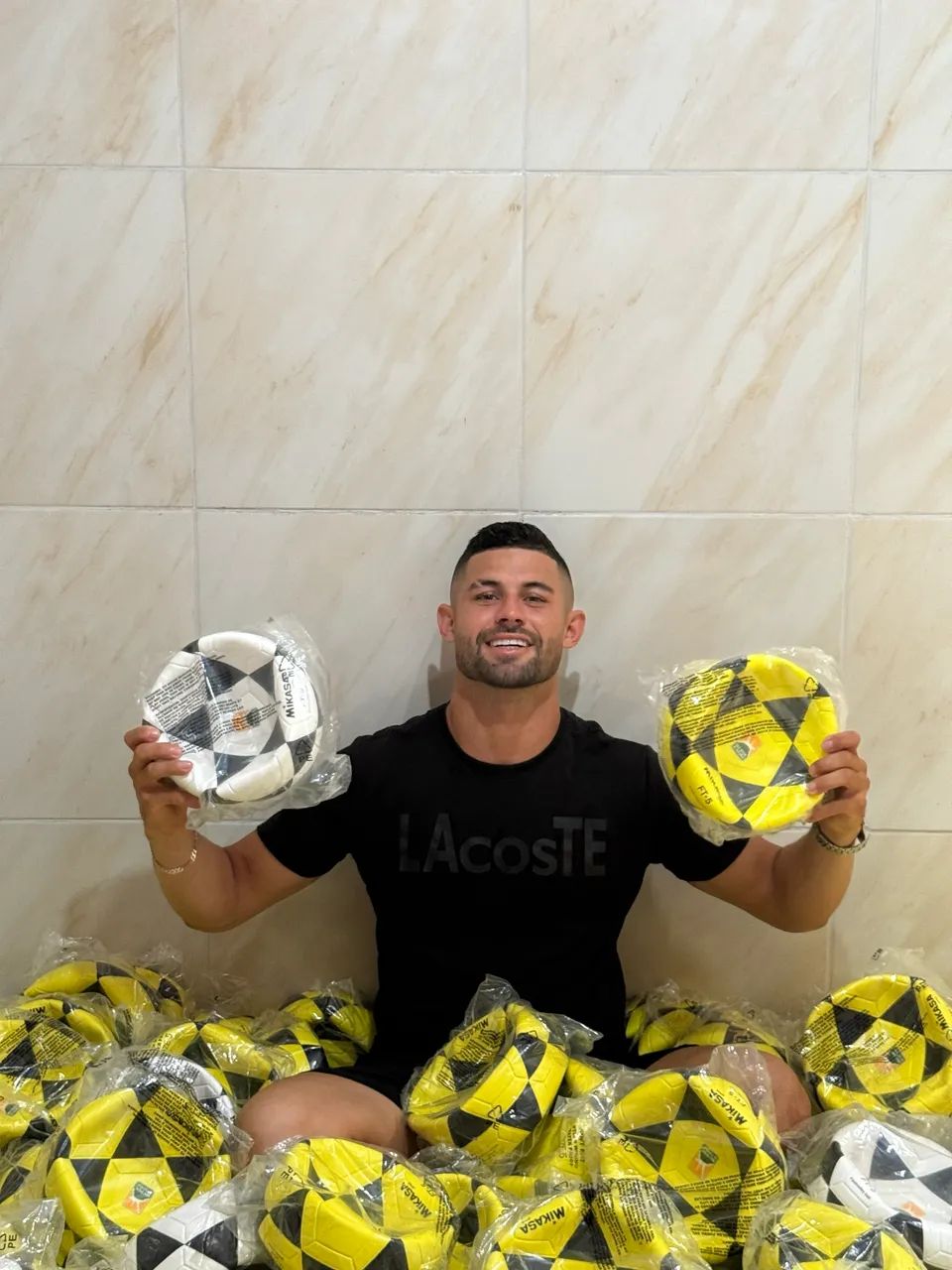 Bola de futevôlei altinha e fut mesa ? - Foto 3