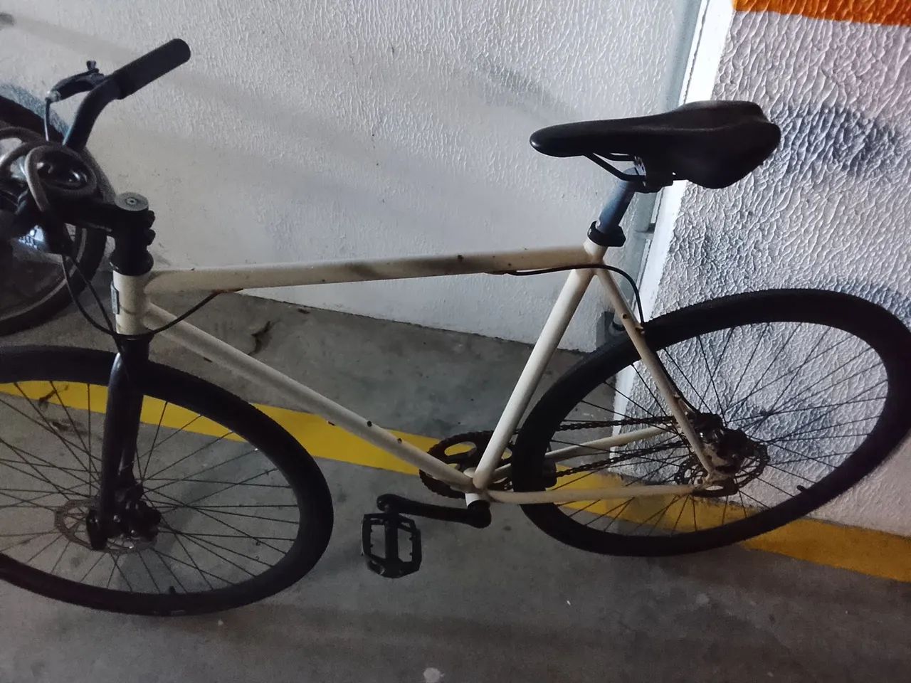 Bicicletaraf beke 10 700 com frei a disco  aro 29 - Foto 4