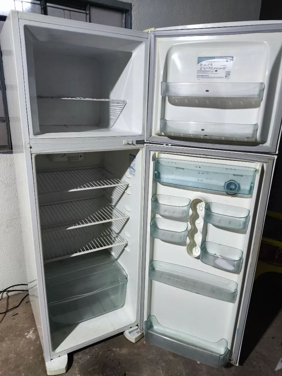 Geladeira Eletrolux 350 LT funcionando perfeitamente entrego  - Foto 4