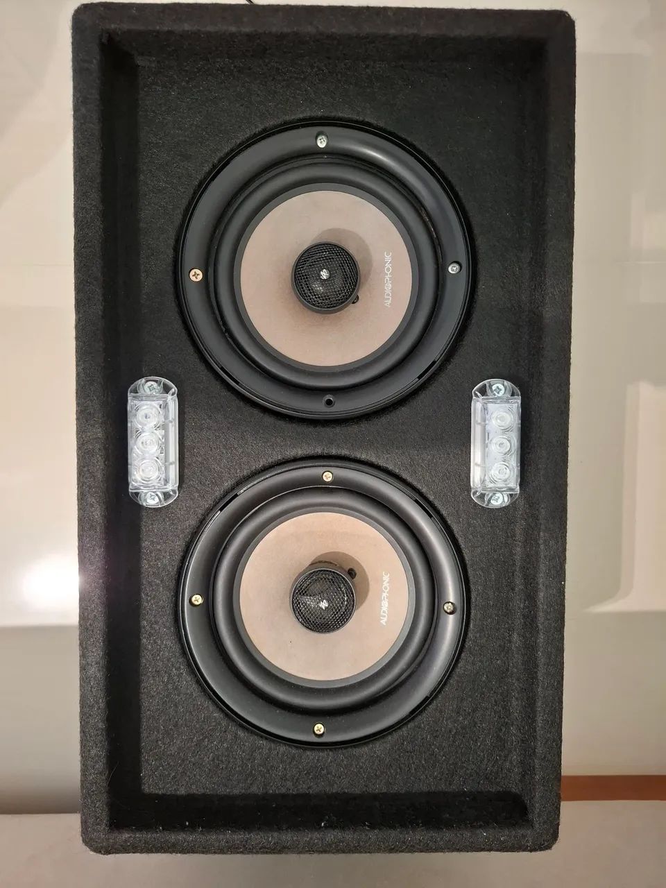 Caixa de Som + 2 fal Audiophonic + Strobos
