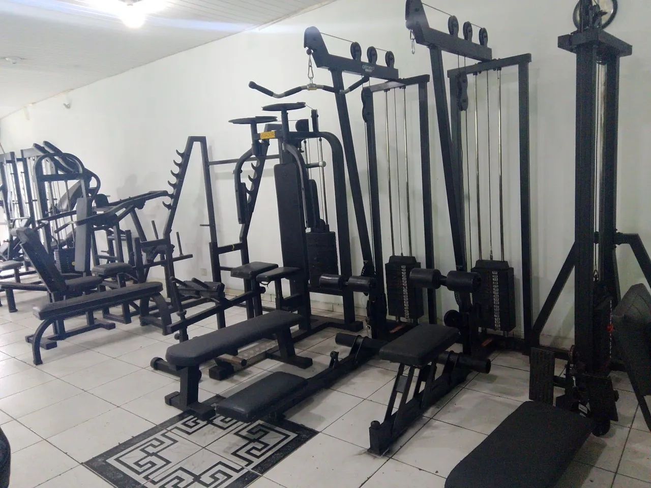 EQUIPAMENTOS DE ACADEMIA - Foto 5