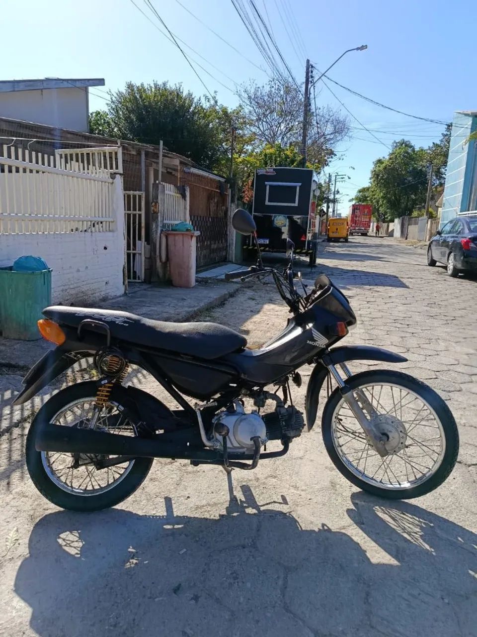 Moto pop 100